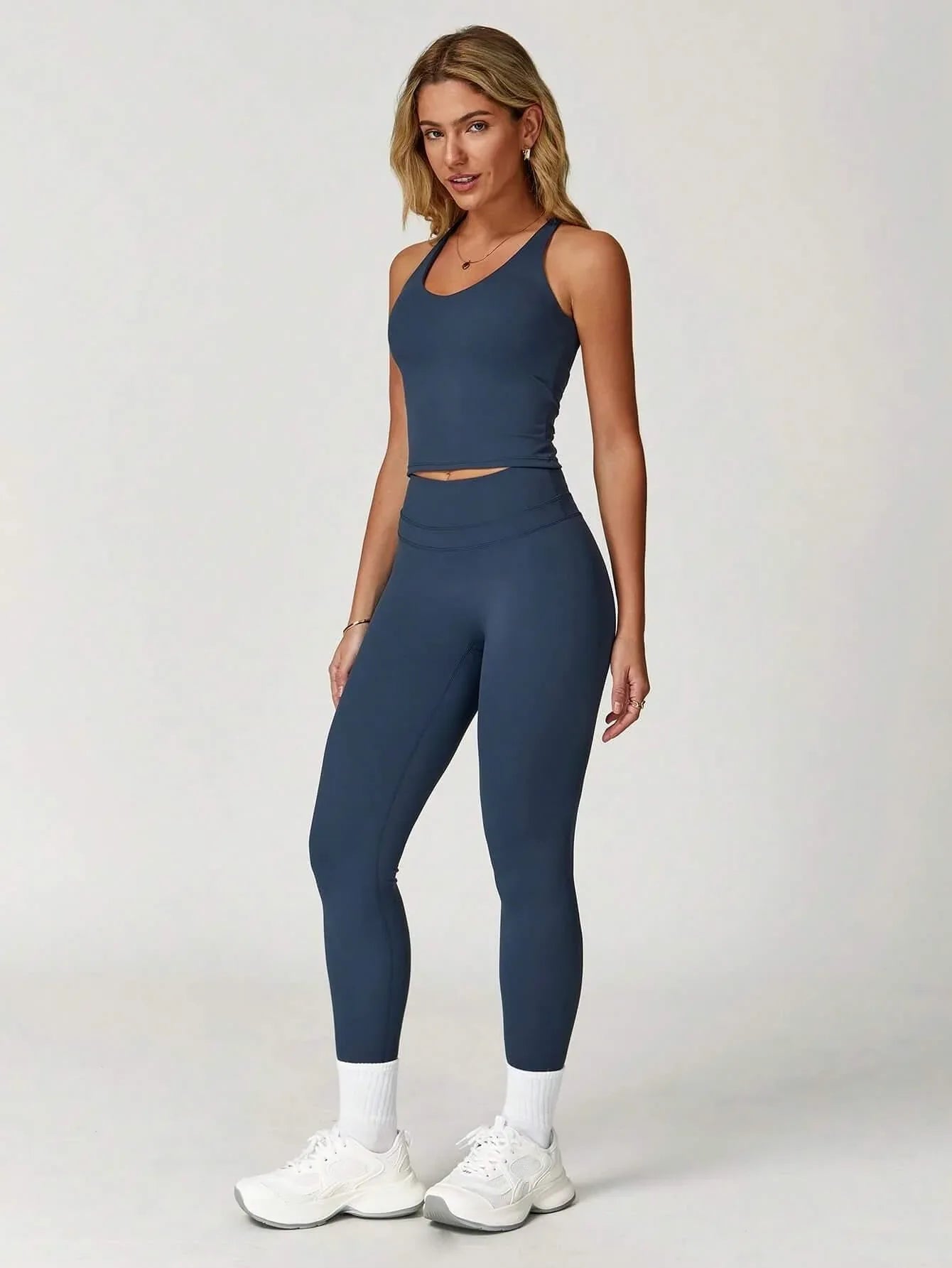 Soft Motion Cross-Back Set