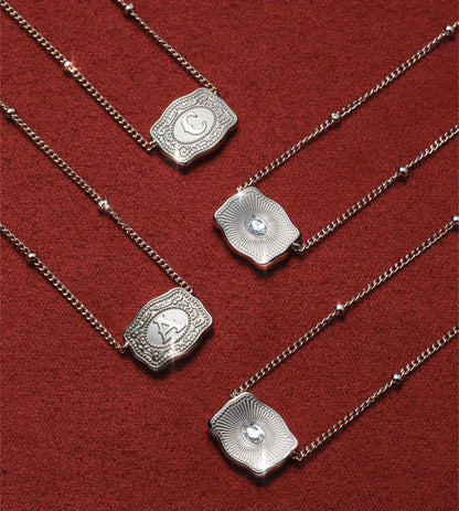 SignatureInitial™ Luxe Nameplate Necklace