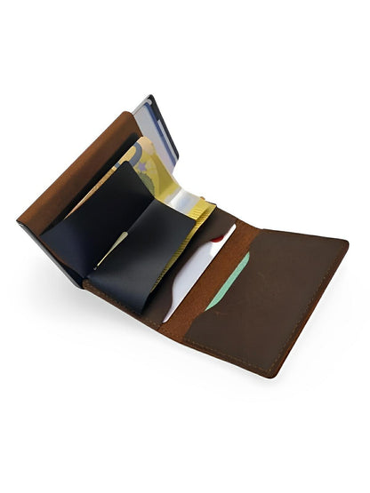 TrackVault™ - Smart Wallet