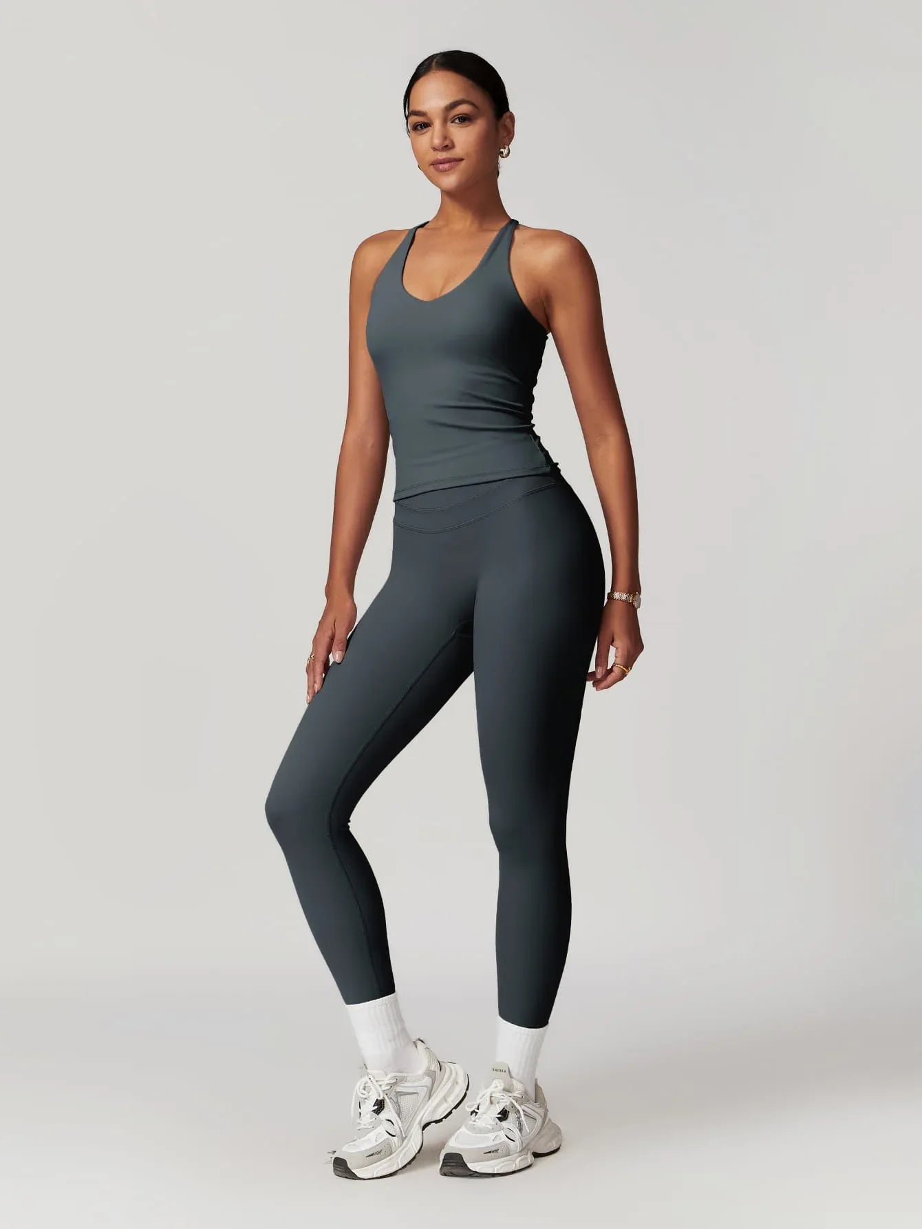 Soft Motion Cross-Back Set