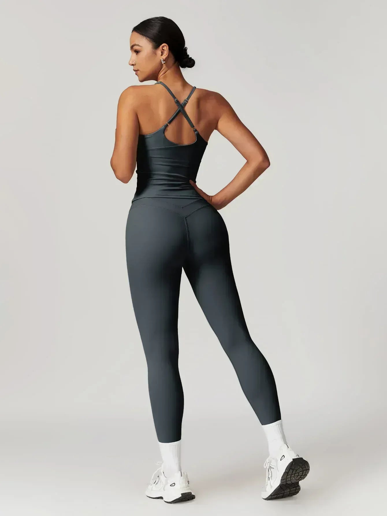 Soft Motion Cross-Back Set